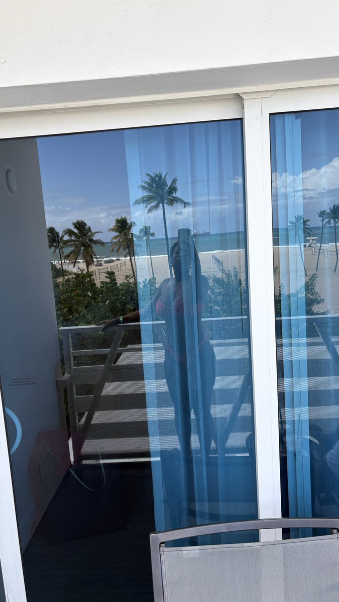 Ta_linah's tweet image. Oh sure!🥳 #scorpioseason ♏️