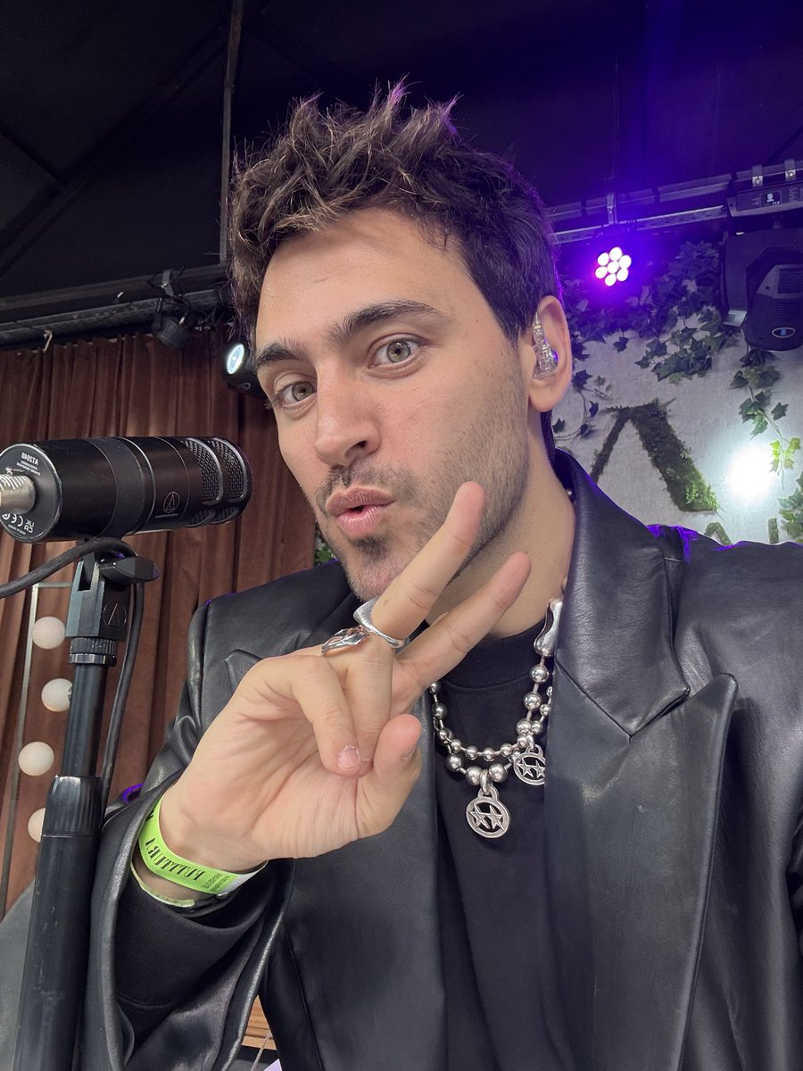 Hoy a las 16 nos vemos de vuelta en RUMIS X FUTTTURA por el canal de Youtube de <a href="/somoslacasaok/">LA CASA Streaming</a>! Vengan que tenemos una visita muy especial! Y abríguense que está frescoooooo! Ahí nos vemossssss 🫡🫡🫡