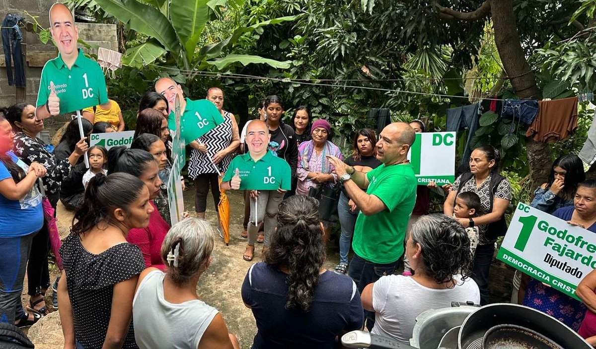 El 30 de noviembre viene el cambio en el Congreso Nacional. Apoyanos para diputado en la casilla 1 DC!