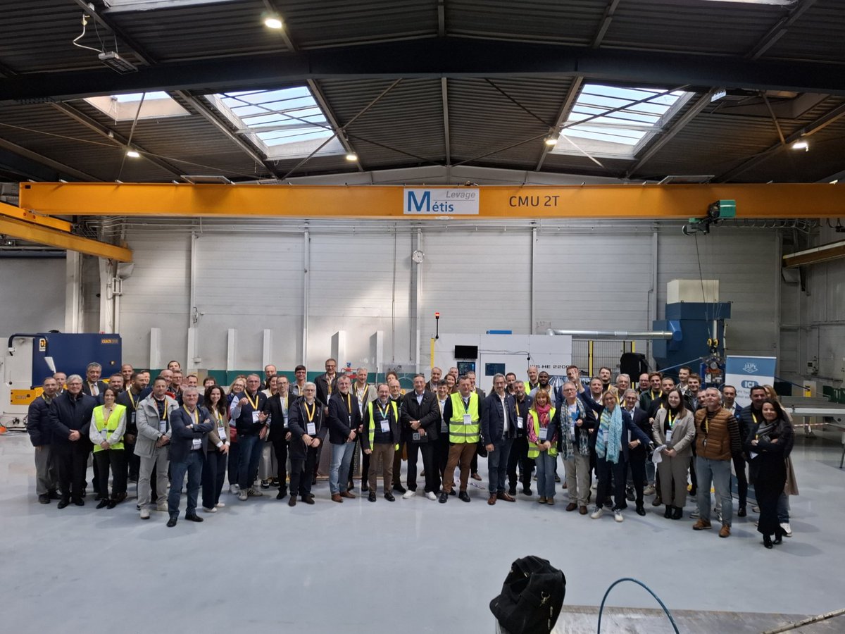 🔵 Les Rencontres des Industriels en Mouvement : un territoire, des synergies, une dynamique collective !

La French Fab a réuni 159 industriels autour de problématiques locales, lors de trois étapes :

- Japy Tech
- Gris Group
- Groupe Chimirec

#LaFrenchFab