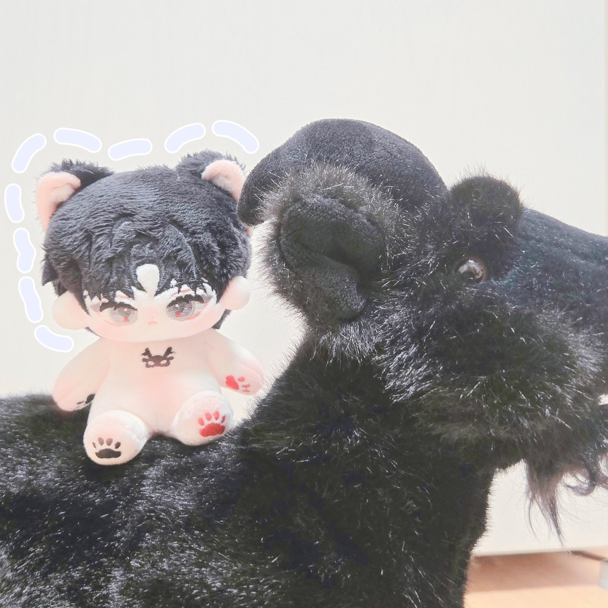 흑염소를 탄 깜먕🐐
#귀가쫑긋_깜먕솔음