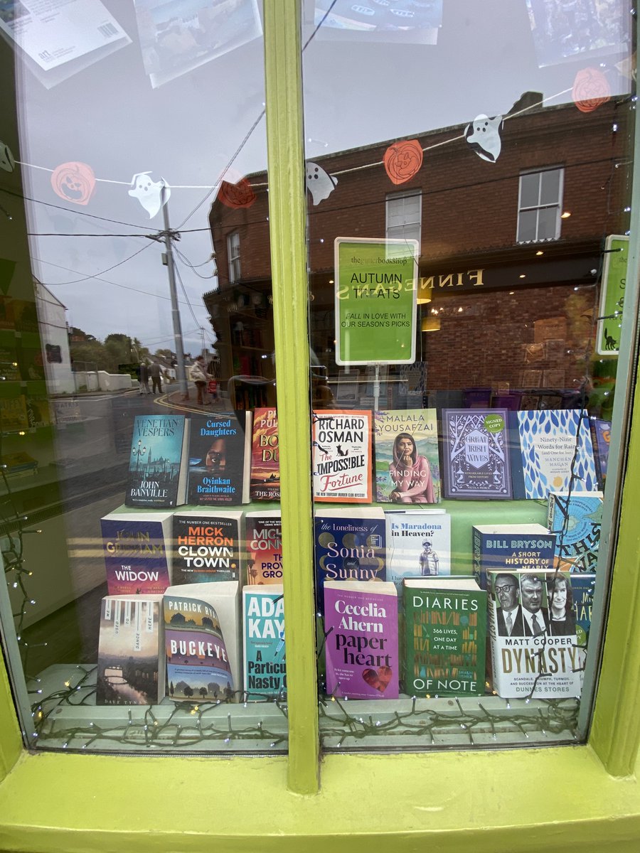 Gutter Dalkey 📚🍀📚 tweet media