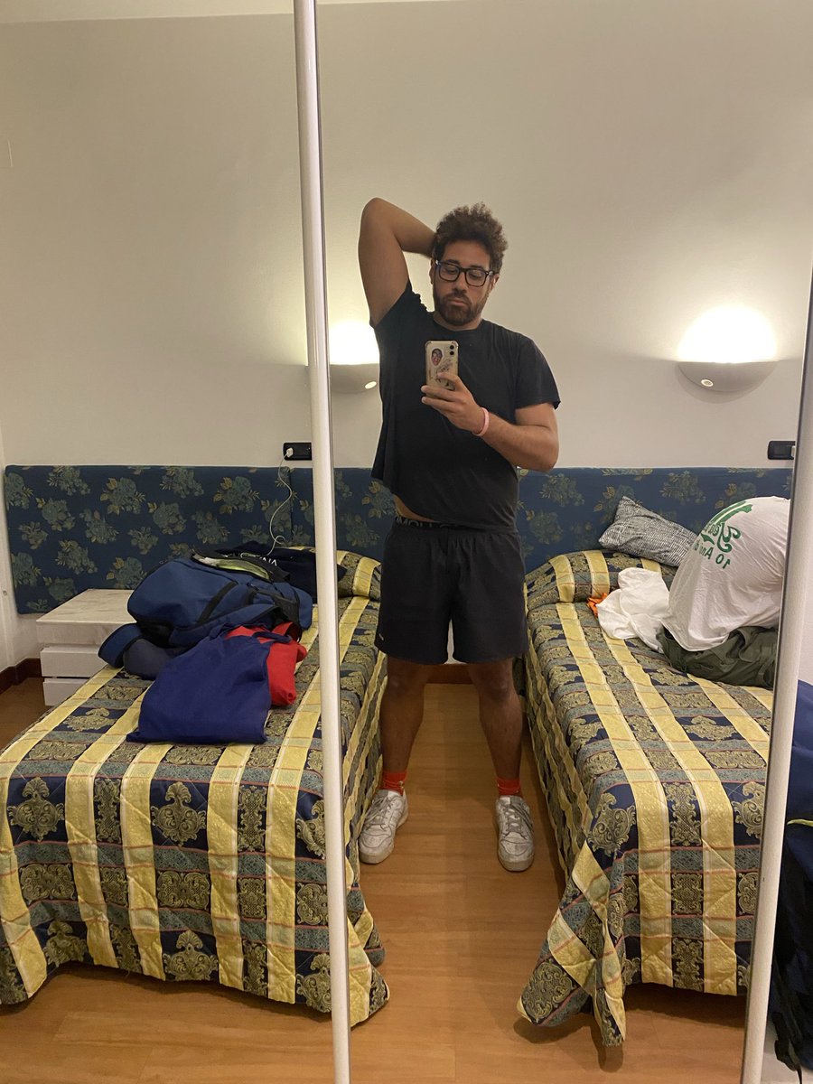 PandaRicky's tweet image. Il weekend.