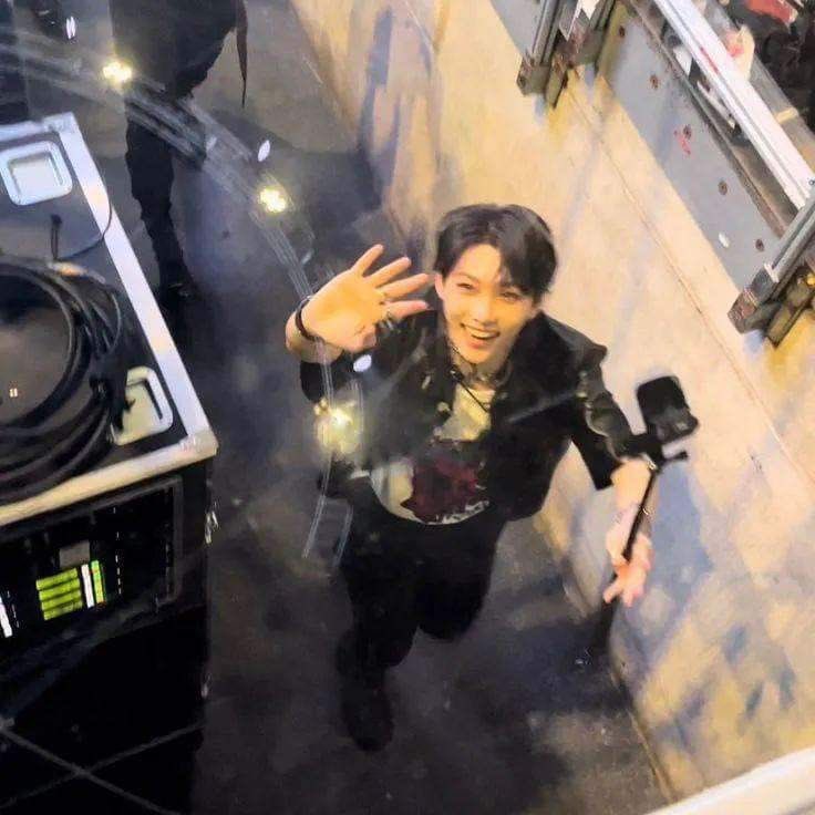 FELIX (@dailylixiee) on Twitter photo tiny
/ˈtʌɪni/
Very small. 
“Felix” tiny
/ˈtʌɪni/
Very small. 
“Felix”