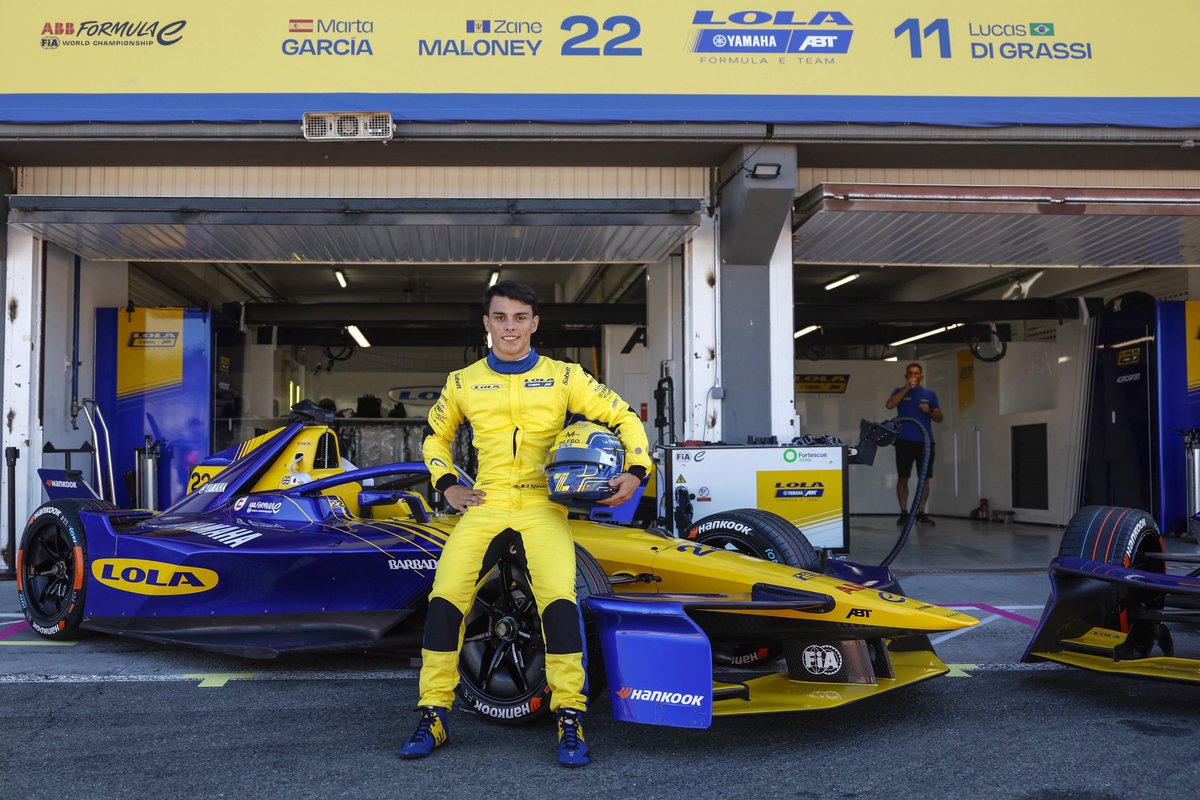 FE_NAVI's tweet image. 【💙LIVERY REVEALED💛】

ローラ・ヤマハ・アプトが、シーズン12を戦う&quot;T001&quot;のリバリーを発表！

また新シーズンに先駆け、ローラのモータースポーツディレクターで、スーパーアグリF1も立ち上げたマーク・プレストン氏がチーム代表に就任する事も発表されました！
#FEjp
#FETesting
#フォーミュラE