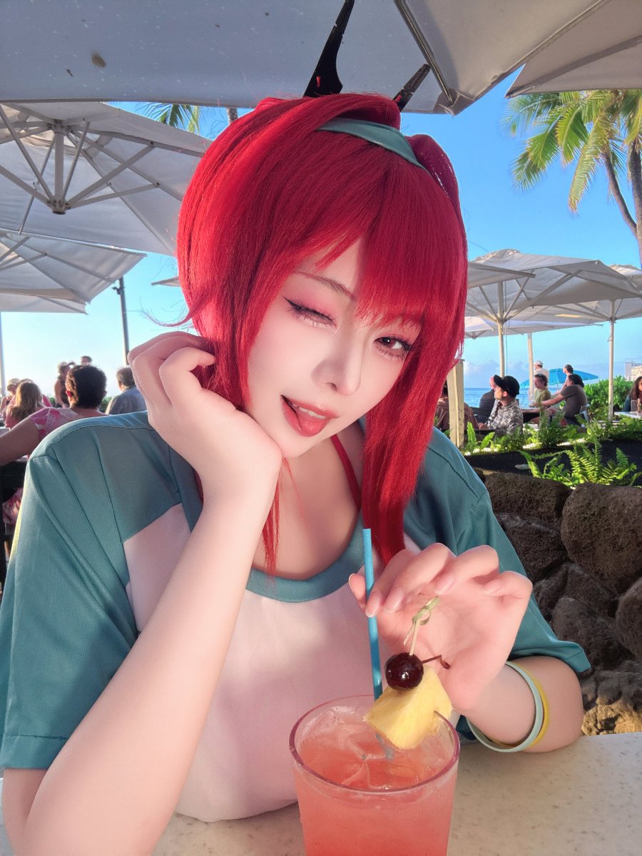 LoveHimeking's tweet image. 🏝️⭒˚ 🍧 𓇼 𓂂𓈒𓏸

❤️Rapi: Red Hood Red Flavor

Photos are inspired by artwork from @ngmnoym

#NIKKE #ニケ #니케 #メガニケ #Rapiredhood #NIKKEsummer2025 #NIKKE夏2025