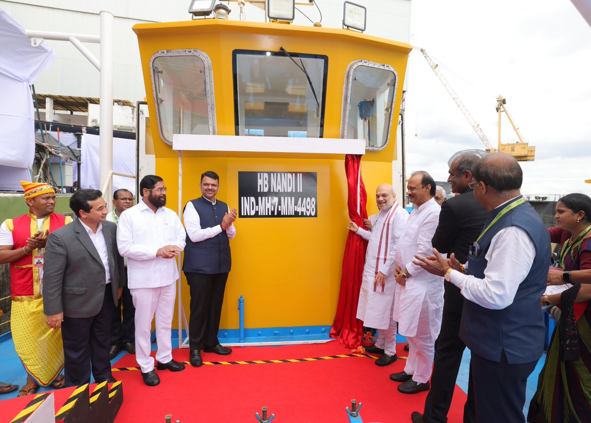 AmitShah's tweet image. Under the Modi govt, cooperatives have become the medium of prosperity for the poor fishers. Today distributed two trawlers among fishermen, equipping them for deep-sea fishing in a program organized by the Government of Maharashtra and the National Cooperative Development…