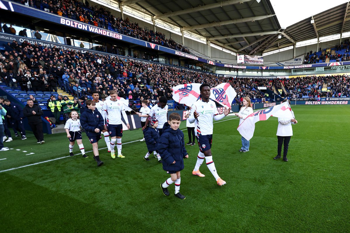 OfficialBWITC's tweet photo. Thank you to our amazing player escorts who led the team out before their fixture against Cardiff
For more information on our player escort packages head to https://t.co/gPXyA3UnTh
@OfficialWSitC
@OfficialBWFC
#WSitC | #BWitC | #BWFC https://t.co/N41ok4LK8a