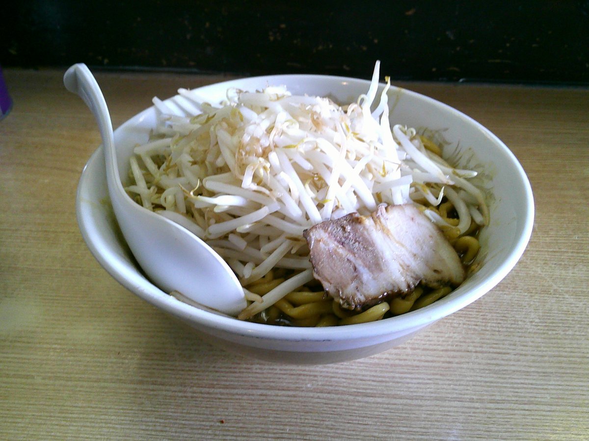 路地裏のお気に入りのカフェ