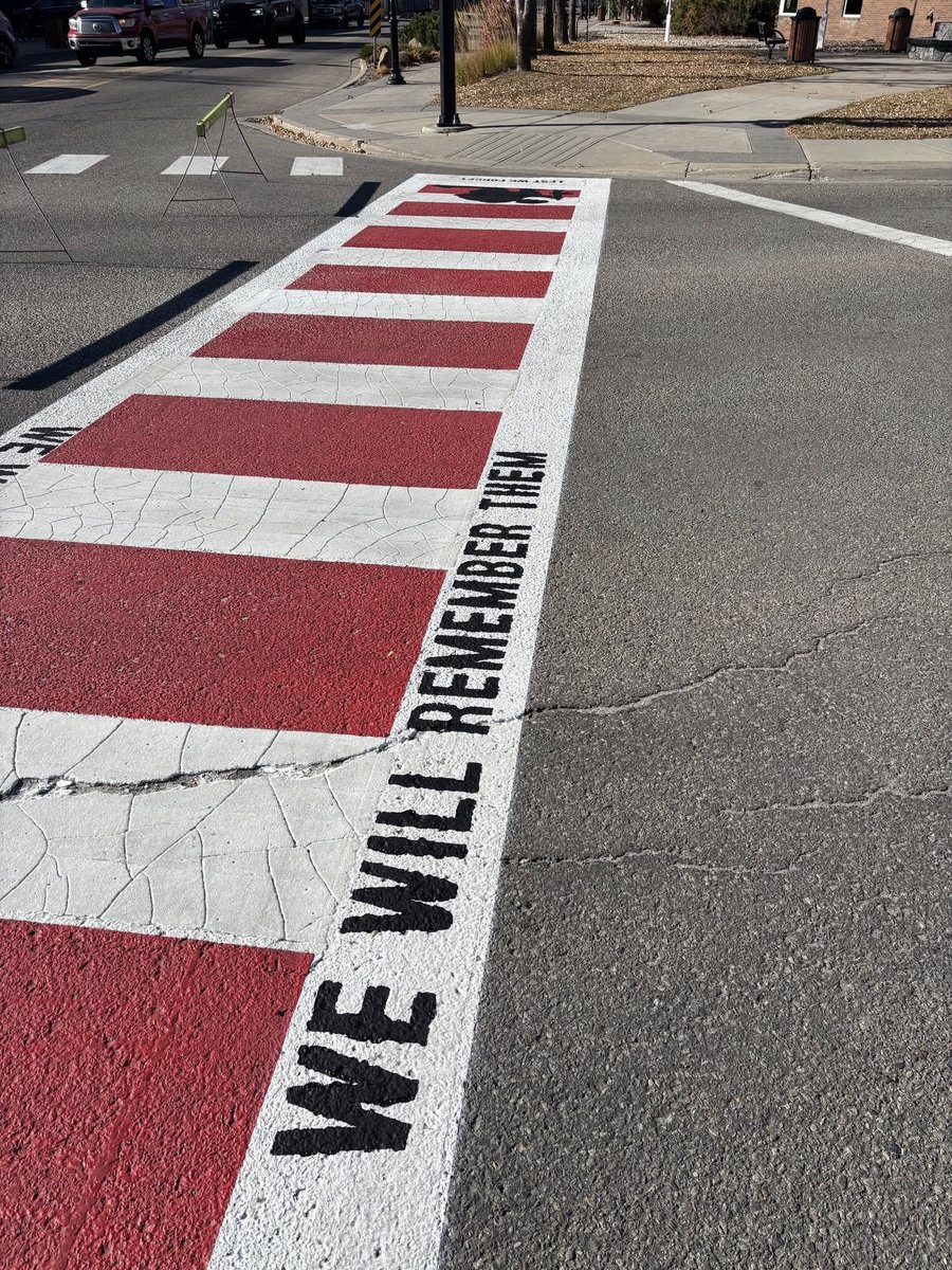 Beautiful crosswalk unveiled in Innisfail, Alberta ❤️