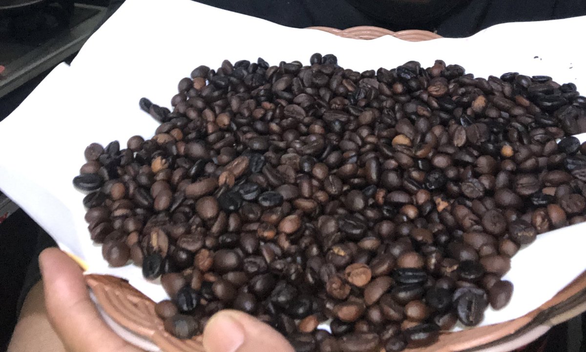 ErikCuug's tweet photo. Kopi goreng 🫘 https://t.co/Pi0gusUBlL