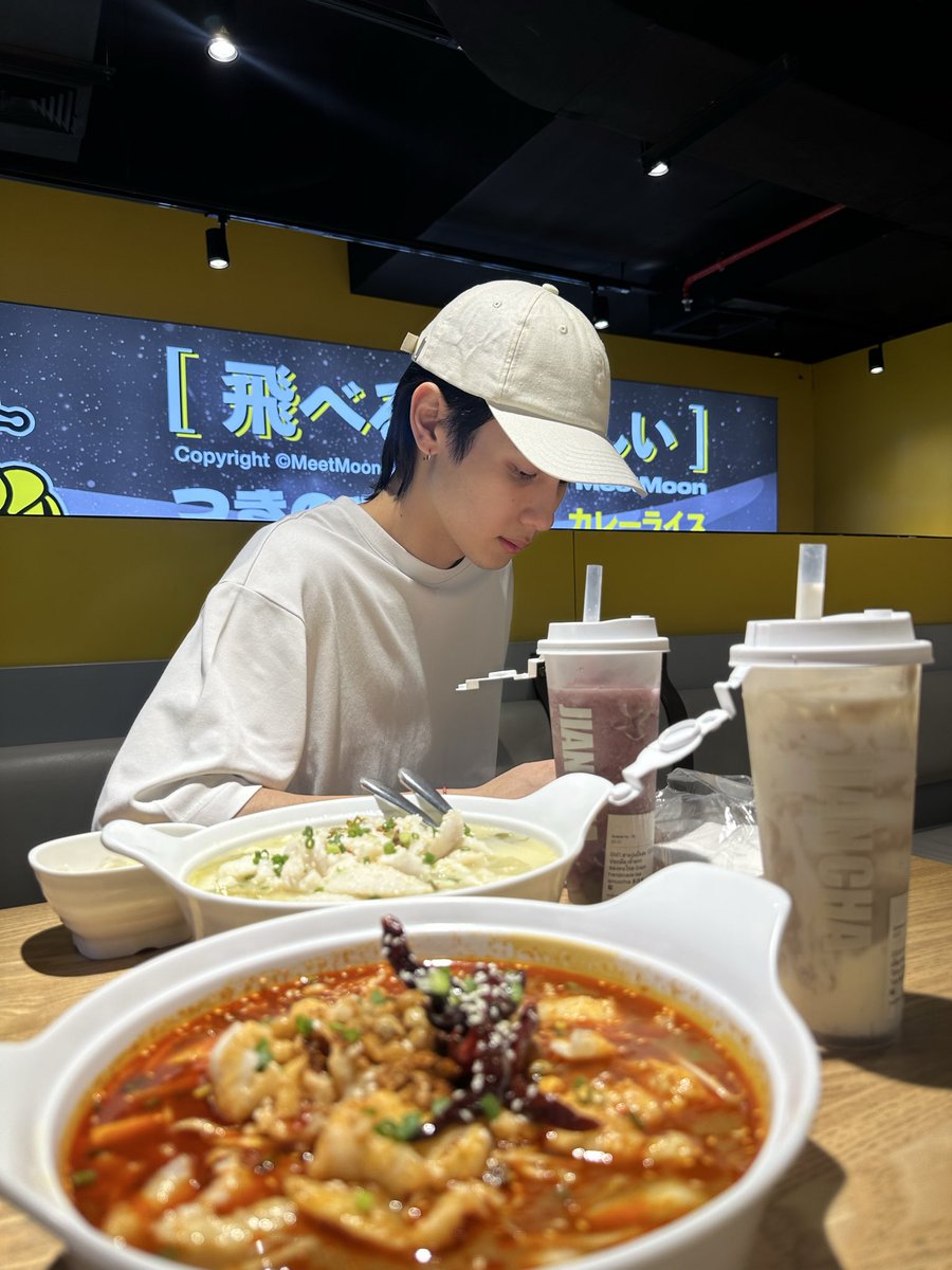 immadyy_'s tweet image. คือผมชอบกินหม่าล่า ผมชอบกินต้มปลามาก ช่วงนี้กินแต่หม่าล่า อือๆพี่เข้าใจนะเซิร์ฟ หม่าล่ากับคนตรงหน้ามันดีต่อใจเซิร์ฟมากเลยดิ 😌🙊🙊
#SurfJava #swensurf #javabh