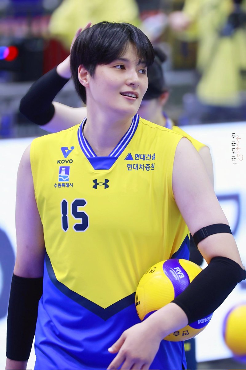 600블로킹 달성도 2연승도 축하해요💕

2025.10.26..수원
#김희진