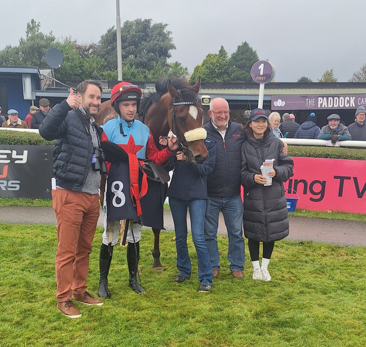 IrishRacing365's tweet photo. Despite drifting from 3s to 6s, Rock Ya Boy Ya brings up a hat-trick in the second at Wexford, comfortably accounting for his six rivals. Alix Balfe was aboard the seven-year-old victor for Francis Casey and his mother Junie. https://t.co/osUK5UZopP