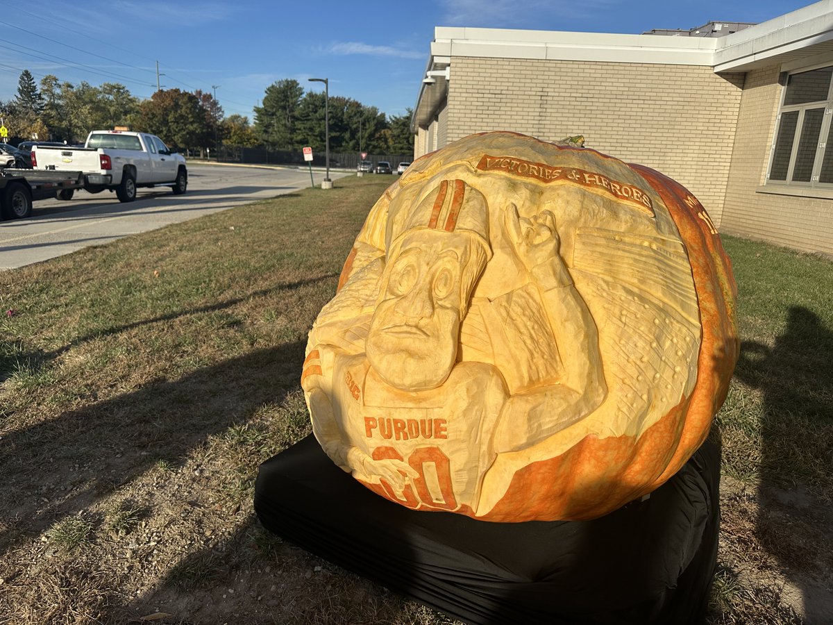🎃 Boiler Up for Pumpkin Pete! Thanks to Purdue for donating a giant carved pumpkin to West Lafayette Elementary School - just in time to get everyone in the Halloween spirit!