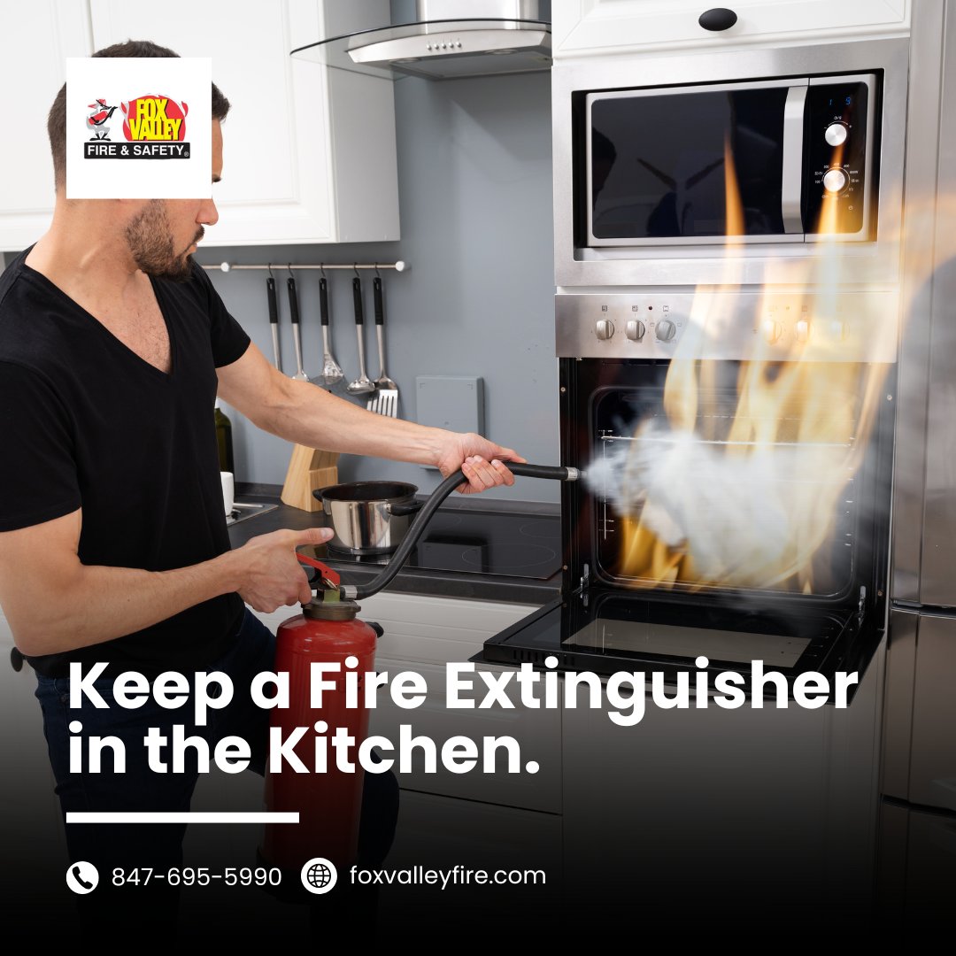 FoxValley_Fire's tweet image. Keep a Fire Extinguisher in the Kitchen.
Know the PASS method: Pull the pin, Aim at the base of the fire, Squeeze the handle, and Sweep side-to-side.

Follow us for more safety reminders.
#FireExtinguisher #PASSmethod #KitchenSafety #FVFS