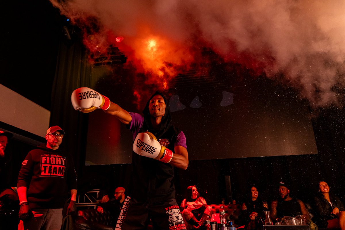 It's going to happen because I'm going to make it happen. #MondayMotivation #MondayThoughts #MondayVibes #MondayMood #MondayMorning #MotivationMonday #Motivation #Inspiration #BlackExcellence #LifeLessons #Kickboxing #BoundForGlory #BOSSMODE #BOMBSANDDRAMA #TuneUpCrew #FYP