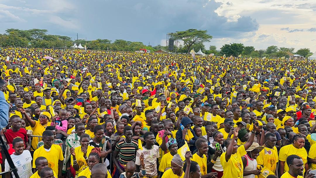 BalaamBarugahar's tweet image. What a powerful statement in honor of Mzee, President @KagutaMuseveni . The love and support for our President are undeniable  with close to half a million people attending the Moroto rally. God bless Karamoja, God bless Uganda. Our general  @mkainerugaba&apos;s led MK  movement…