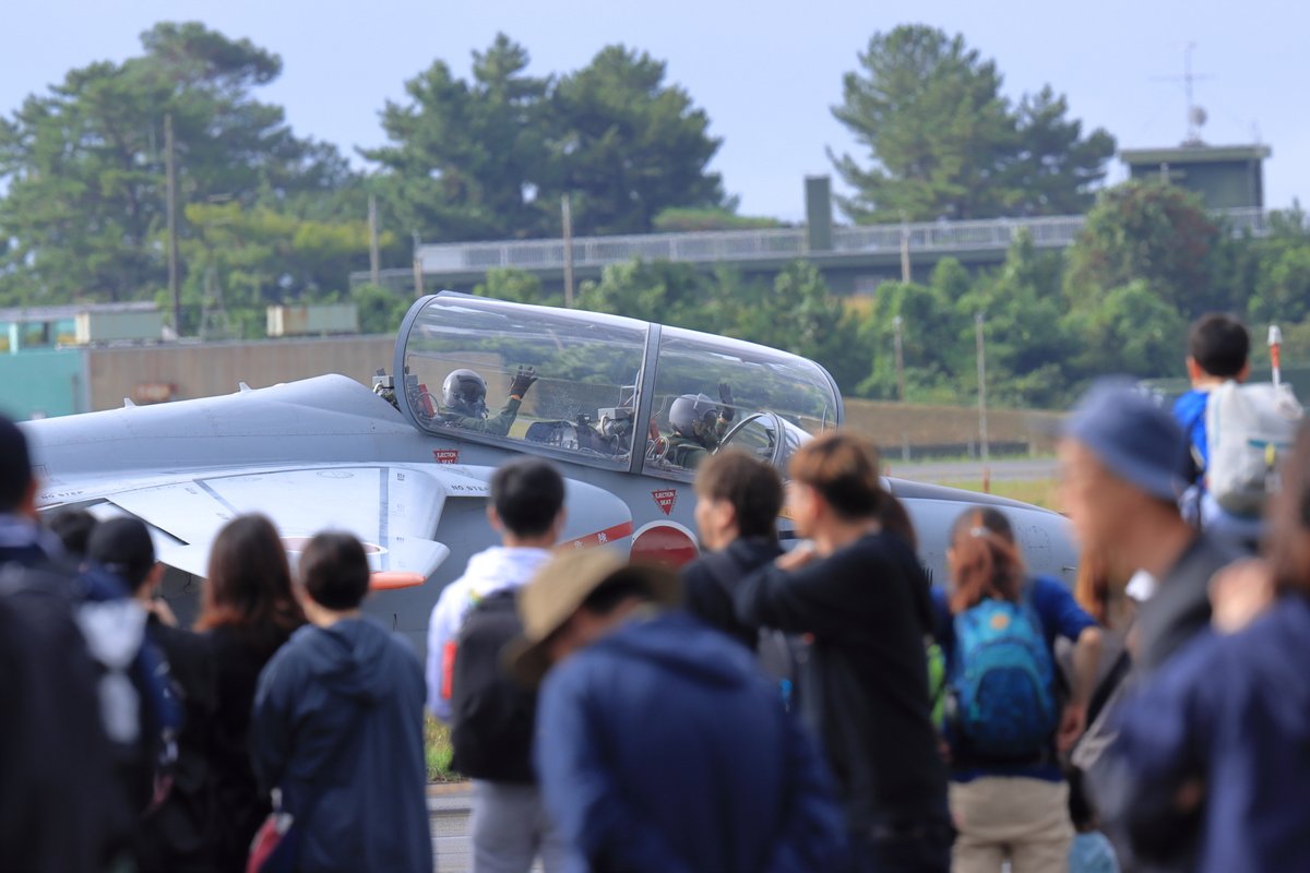 sunshine_gvf's tweet photo. 昨日、６年ぶりにエアフェスタ浜松に行ってきました。
岐阜のF15、F2は天候不良により中止でしたが、救難展示やAWACSが最高にカッコ良かったです！ https://t.co/gdzXh2VX3e