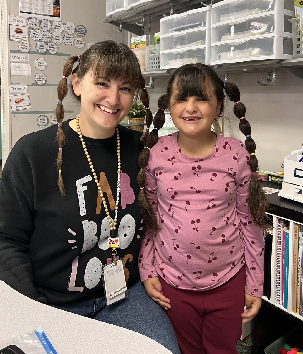 We take twinning very seriously in 2nd grade #itsworthit #slatehillstars #twinning