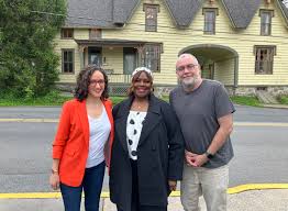 S1 (2024) &amp; S2 (2025) of "Scariest House in America" featured some haunted homes, but most were simply eccentric or just decaying wrecks. S2 was highly interesting, as the house remodeled in the finale was about an hour's drive from me in Bellefonte, PA!