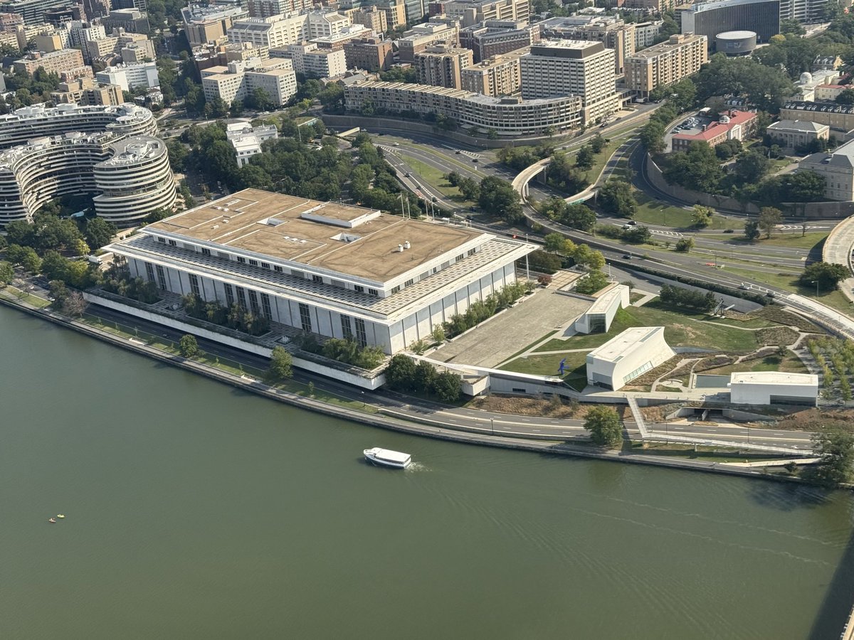 Sir Squatchalot tweet media