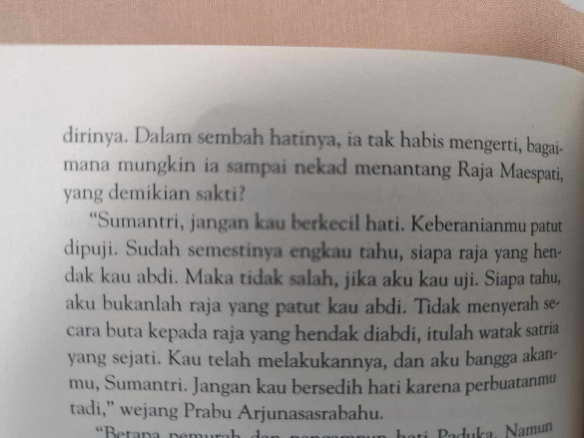 adicipto_'s tweet photo. Tidak melulu kita diuji, adalah kesahihan kita menguji pemimpin agar dapat mengetahui sejauh mana mereka pantas untuk menjadi pemimpin. (Bacaan: Anak Bajang Mengayuh Bulan - Sindhunata) https://t.co/FSTzDaiukf