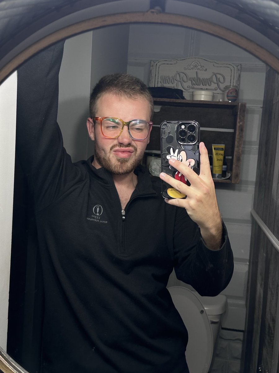 taylbe_'s tweet photo. Felt cute or whateva https://t.co/NMUS8ESMGG