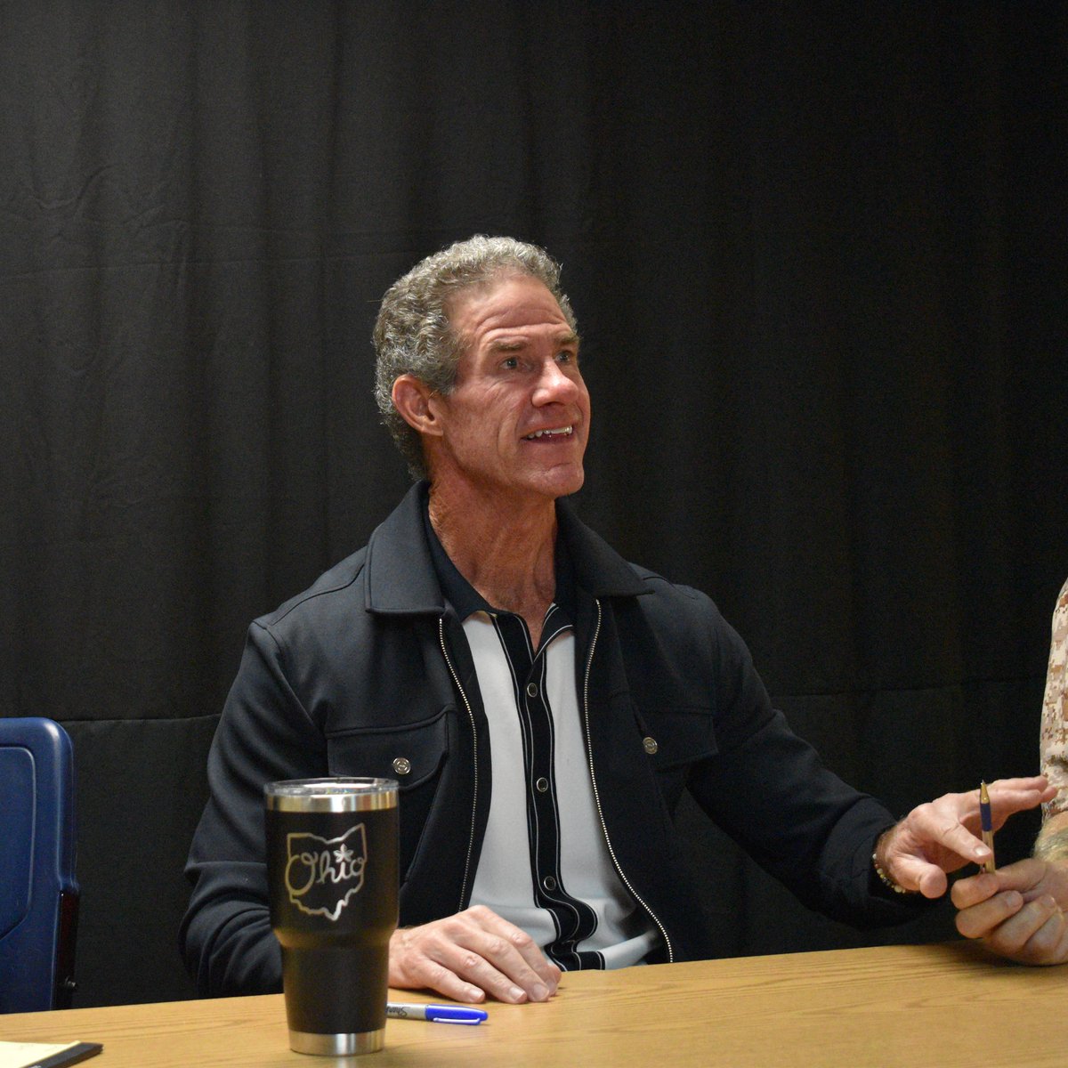 ceisports's tweet photo. Some great pictures of Paul from our signing on Saturday. Hope everyone who attended had a great time! https://t.co/S5DyZSSBHU