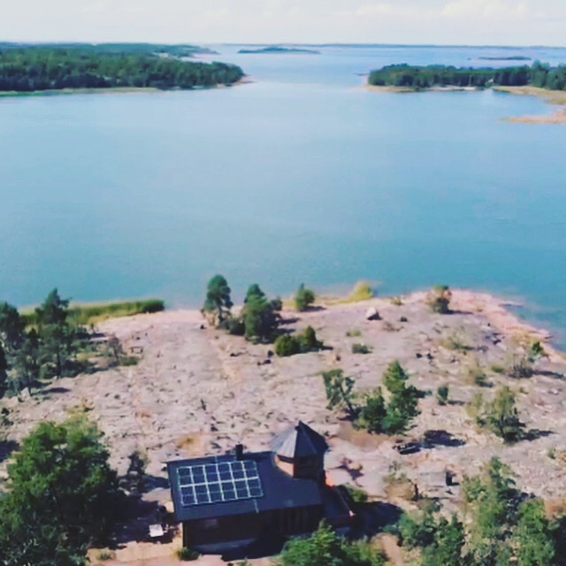 Hyrtornvilla's tweet photo. Åland Islands 🇦🇽 

Towervilla is open all year. Read more at https://t.co/HqQiuih4JS

Welcome! https://t.co/LixbUu2DjW