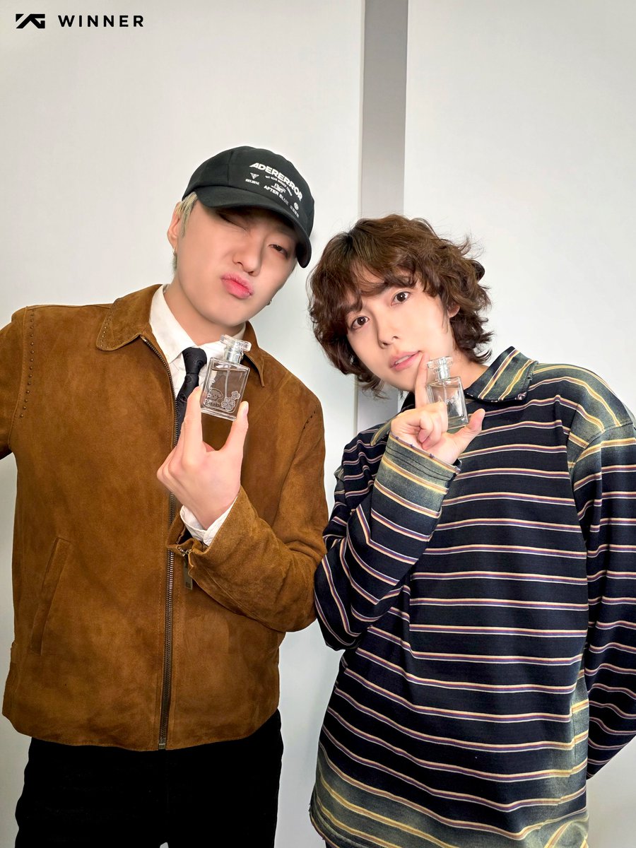 #THANKUINNERCIRCLE

부쩍 추워진 날씨,
포근하게 안아주는 따뜻한 향 POOM!☺️

맡는 순간 웃음이 나는,
이 세상에 없는 재밌는 향 HAPPY!🥰

승승TV Ep.5 가을 향 만들기!
승진TV 함께해 주신 인서들 감사합니다!

박인서 모두 승진하세요!💪

✔️ weverse.io/winner/live/3-…

#WINNER #위너