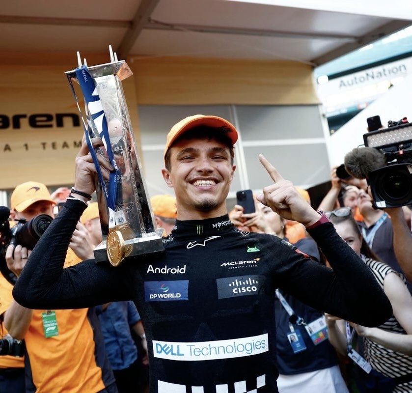 kerenln4's tweet image. FALL IN LOVE                    AGAIN AND AGAIN