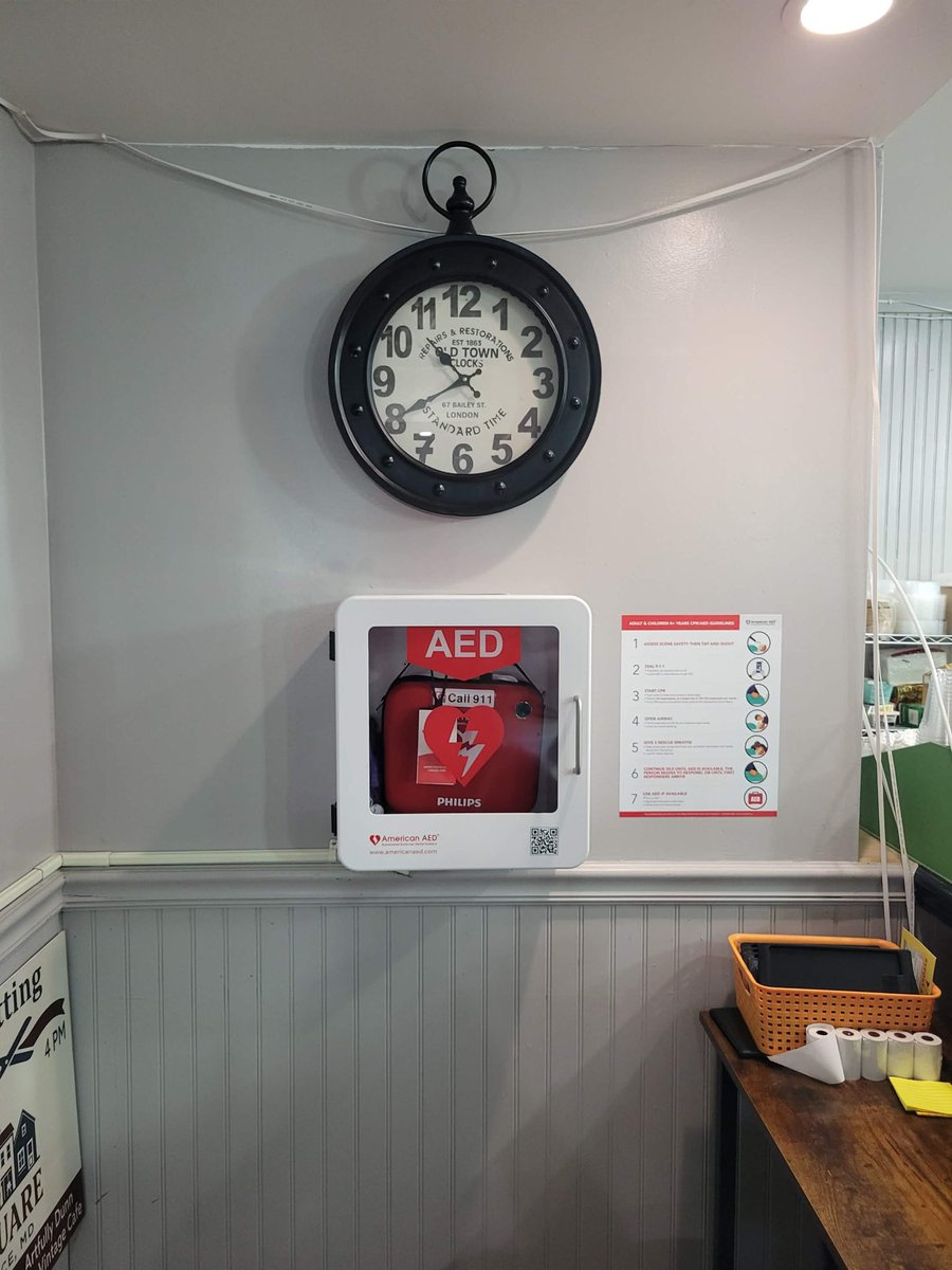 SusquehannaHose's tweet photo. The Susquehanna Hose Company recently donated an AED to the Vintage Cafe. As part of the donation, #SHCo Fireman Tom Phelan provided training for all their employees.
We’d also like to thank Vintage Cafe Owner, Rich Forton, for his generous donation to the SHCo.
#havredegrace https://t.co/no87KWYhvo