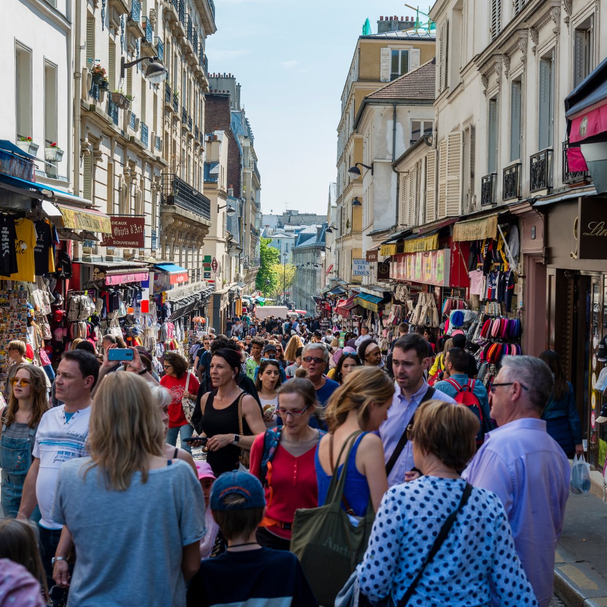 🚀157 200 commerces actifs en 2024 en Ile-de-France ! Le dynamisme commercial francilien se confirme : entre 2021 et 2024, le nombre de commerces actifs a progressé de 2,1 %, passant de 154 000 à 157 200 selon la <a href="/CCI_Paris_IdF/">CCI Paris IdF</a> ! 
🗼Paris se distingue avec 61 100 commerces actifs
