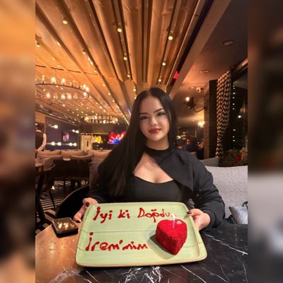 iremdlxx's tweet photo. #YeniProfilResmi https://t.co/E77P8GB4Ol