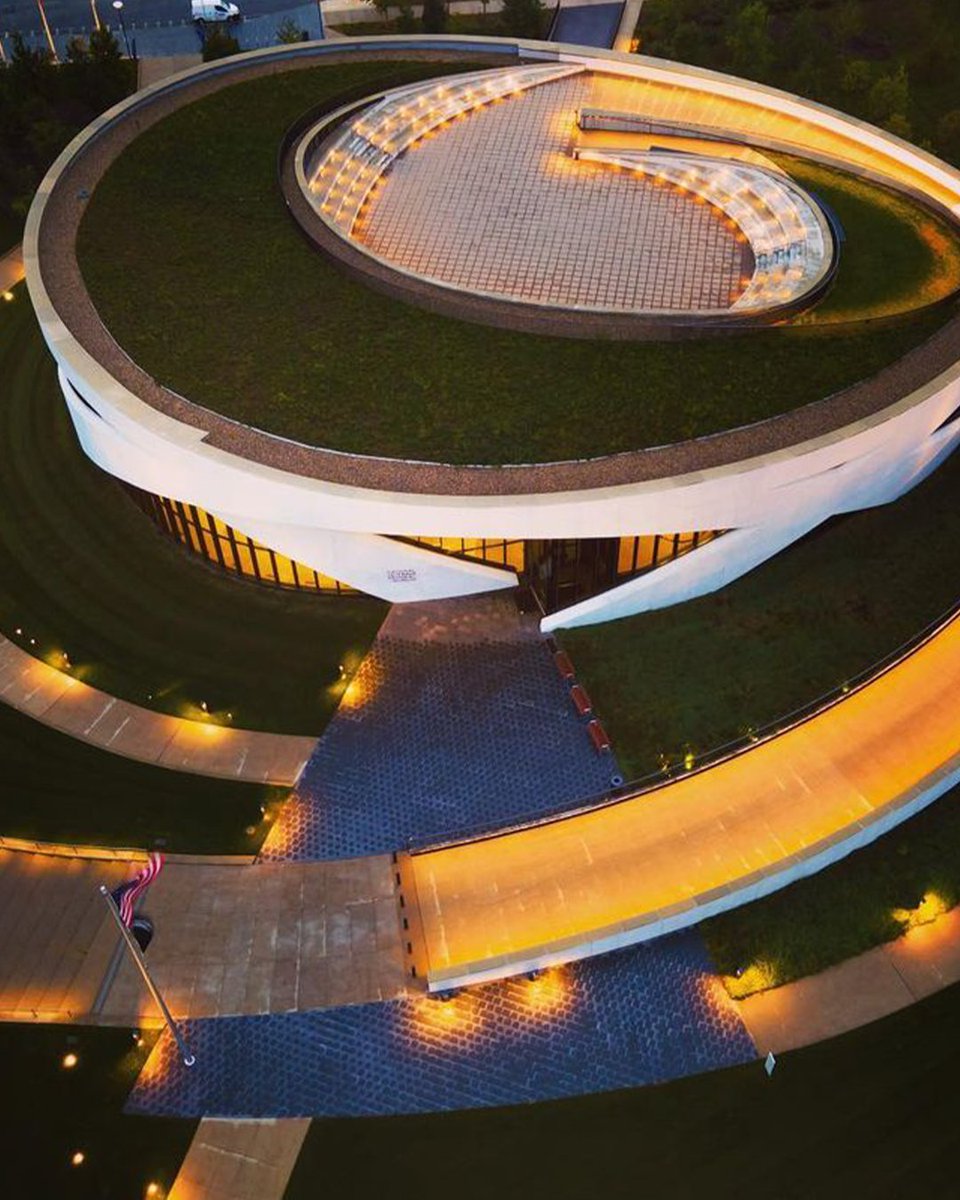 Today marks the seventh anniversary of the day the NVMM opened its doors to begin our mission of telling Veteran stories from ALL branches of the military. 

Learn more: nationalvmm.org

#nvmm #nationalveteransmemorialandmuseum #veteranstories #columbusoh #cityofcolumbus