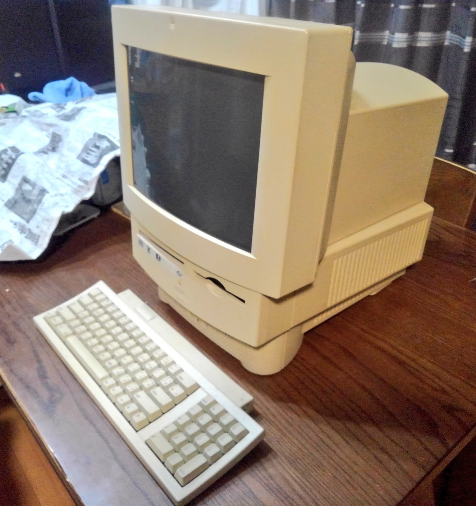 toshitada1973's tweet photo. 本当に久しぶりに、ハードオフで「ジャンク」らしいお値段のジャンク機を見つけたよ。こういうのでいいんだよ! #LC575 https://t.co/JpvTdDrStT