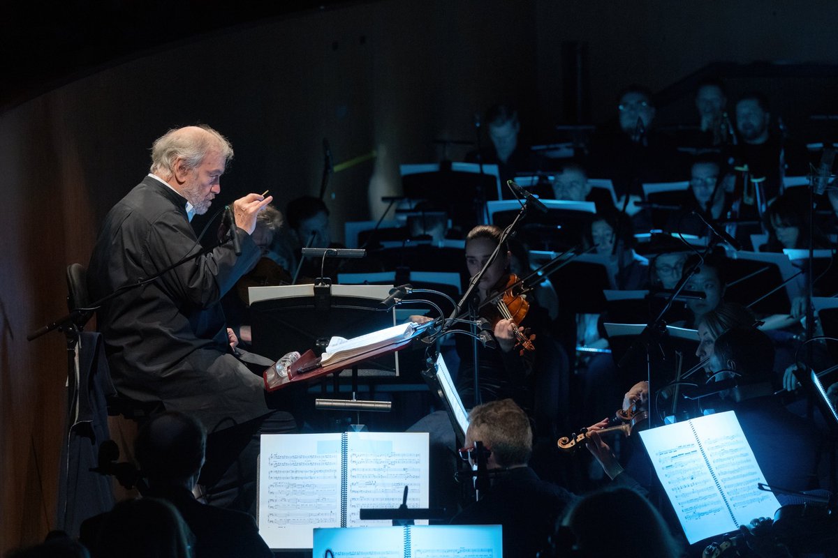 NCPA opera “Otello” returned! This opera explores love, jealousy, and betrayal through Verdi's dramatic music and Boito’s masterful libretto. The revival brought together the NCPA Chorus and Resident Singers with the Mariinsky Orchestra and singers, under Valery Gergiev’s baton.