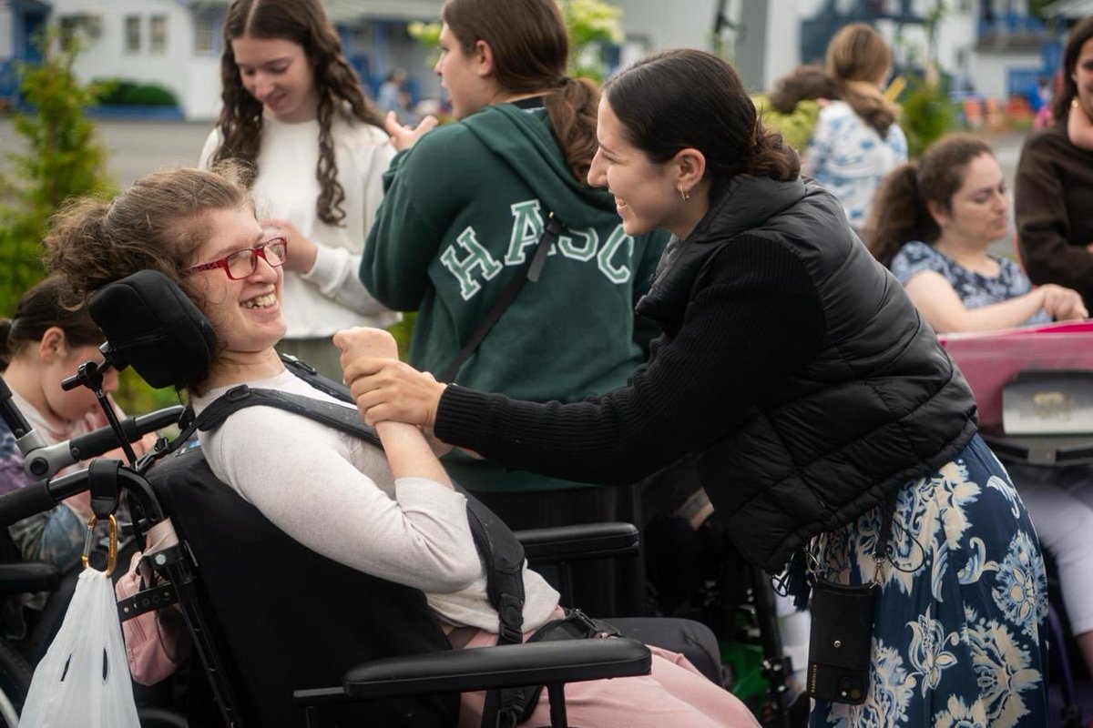 CampHASC's tweet image. 😄 Smiles • Laughs • Memories 💥 #CampHASC #Throwback #BestDays #Friendships