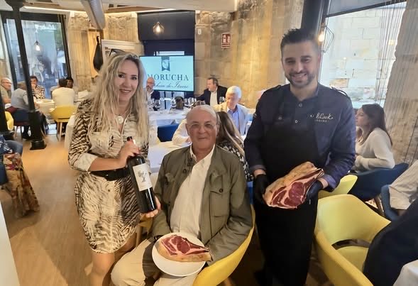 Agradecemos también las palabras de nuestro amigo Paco Cañamero, presente como no podría ser de otra forma hace unos días en la presentación de la carne Morucha Dehesa de Ituero.

📰 "El nieto del correo" 🔗 glorietadigital.es/2025/10/25/el-…