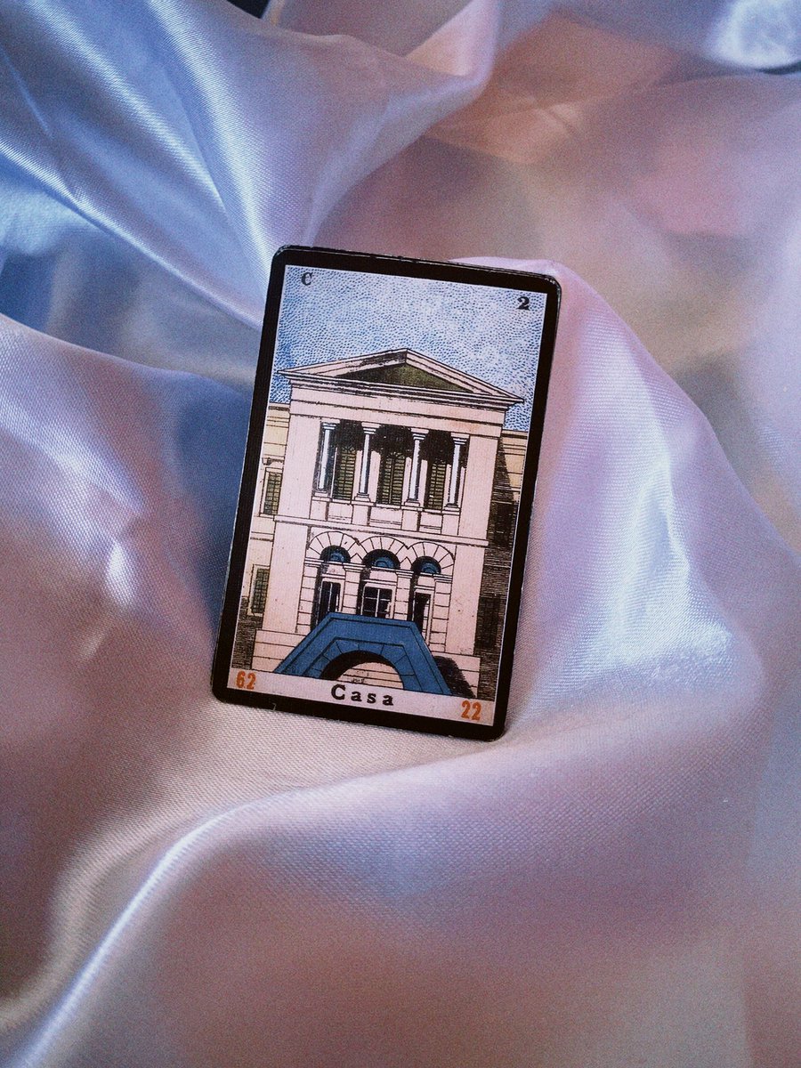 abruxasandra's tweet image. 3 — casa 
essa semana traz foco nas conexões que te fazem sentir seguro. invista tempo no seu lar. é um bom momento para resolver mal-entendidos ou fortalecer laços. se algo está te tirando do equilíbrio, se pergunte: o que me faz sentir em casa?