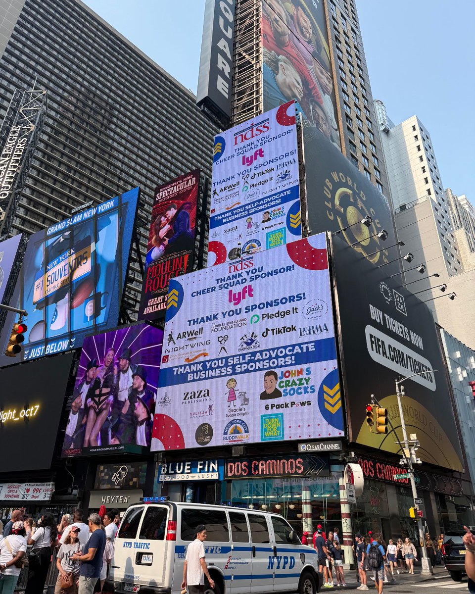 Nightwing_usa's tweet image. Spotted: #TeamNightwing in Times Square! 🍎 Supporting the @NDSS Buddy Walk, employee John S. &amp;amp; his daughter Lucy made it special—raising $6,650 for the cause! 💙 #DownSyndromeAwarenessMonth #BuddyWalk

#DownSyndromeAwarenessMonth