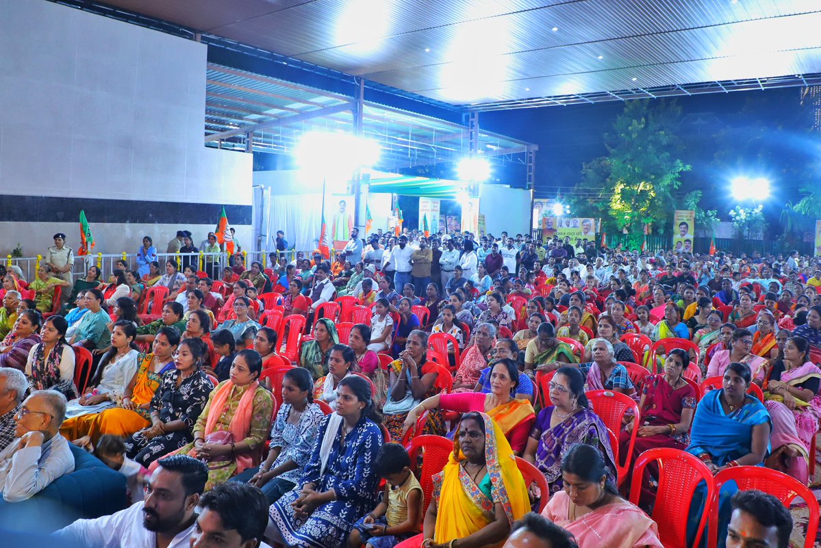 Pushyamitra Bhargav (@advpushyamitra) on Twitter photo यशस्वी मुख्यमंत्री <a href="/DrMohanYadav51/">Dr Mohan Yadav</a> जी के नेतृत्व में इंदौर नगर पालिक निगम द्वारा नागरिकों के हित में विभिन्न विकास कार्य किए जा रहे हैं।
इसी क्रम में आज, माननीय मुख्यमंत्री जी द्वारा अमृत-2.0 योजना अंतर्गत इंदौर विधानसभा क्षेत्र क्र. 4 में सुदामा नगर सेक्टर डी तथा ई में 30 करोड़ यशस्वी मुख्यमंत्री <a href="/DrMohanYadav51/">Dr Mohan Yadav</a> जी के नेतृत्व में इंदौर नगर पालिक निगम द्वारा नागरिकों के हित में विभिन्न विकास कार्य किए जा रहे हैं।
इसी क्रम में आज, माननीय मुख्यमंत्री जी द्वारा अमृत-2.0 योजना अंतर्गत इंदौर विधानसभा क्षेत्र क्र. 4 में सुदामा नगर सेक्टर डी तथा ई में 30 करोड़