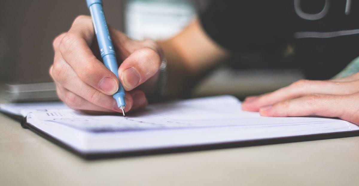 When you ask for analysis but you get summary instead.  Learn how to identify and fix this common writing issue among middle schoolers.

buff.ly/cDF0ow4 

#homeschool #homeschooling #edchat #englishteacher #k12education #teachersofX #teachertwitter #edutwitter