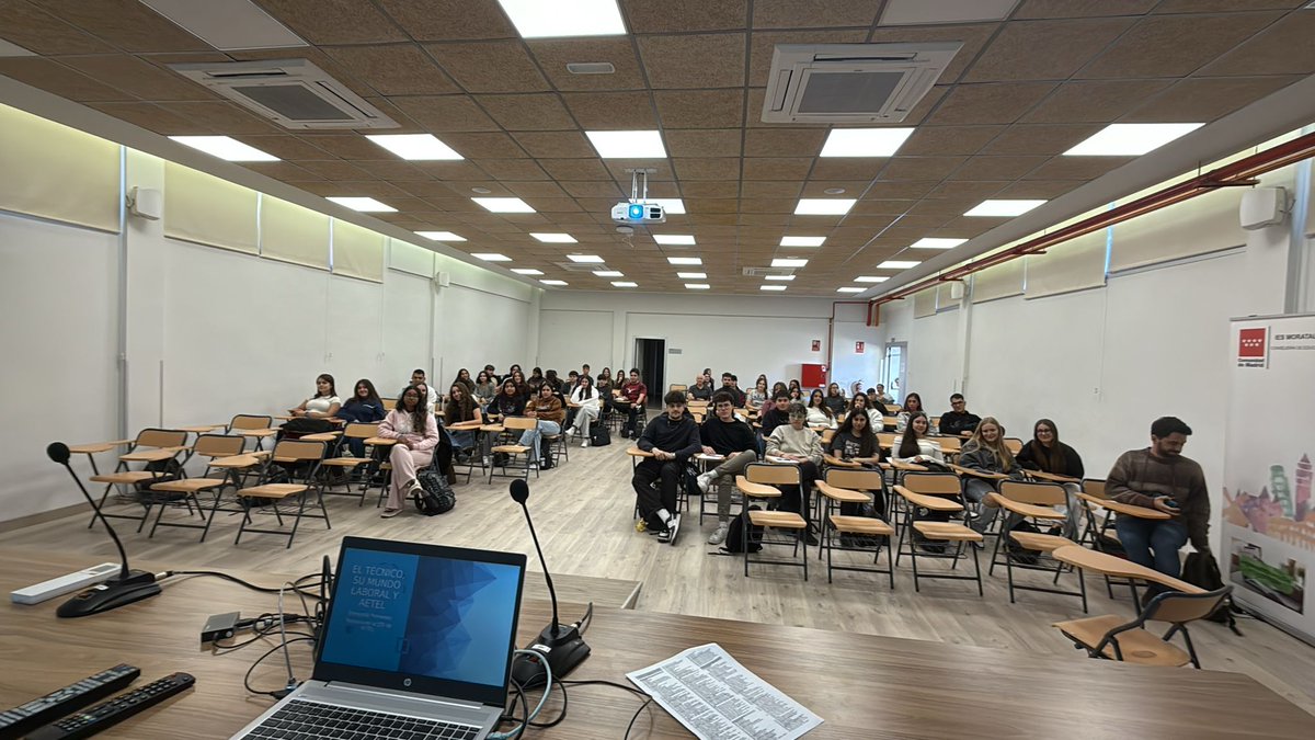 aetel_es's tweet image. Alumnos en turno de mañana y tarde del 𝐈𝐄𝐒 𝐌𝐨𝐫𝐚𝐭𝐚𝐥𝐚𝐳 , en Madrid.
Laboratorio Clínico y Anatomía Patológica.
#aeteltuasociacion 
#TSS
#laboratorioclinico
#anatomiapatologica
