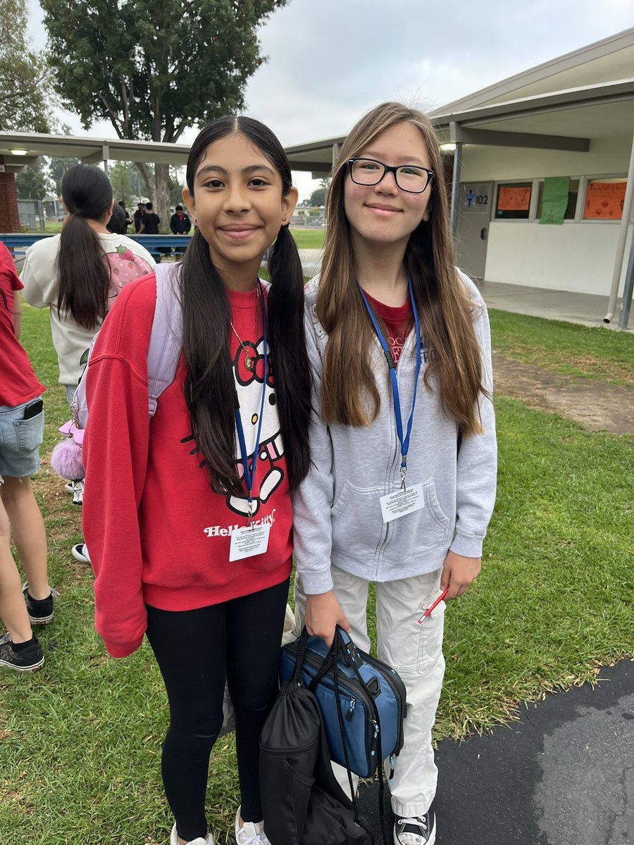 tetzlaff12351's tweet image. Red Ribbon!!🎀 #ABCUSD