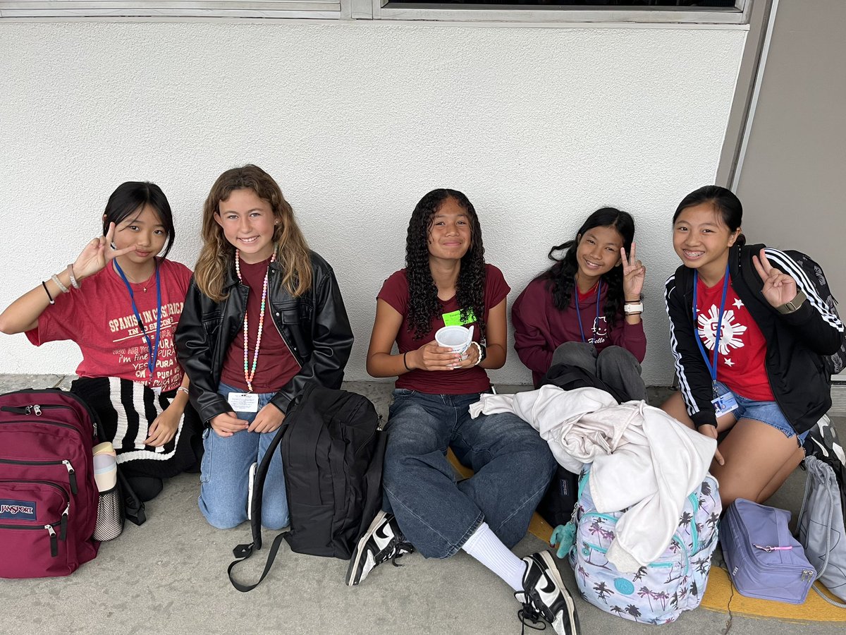 tetzlaff12351's tweet image. Red Ribbon!!🎀 #ABCUSD