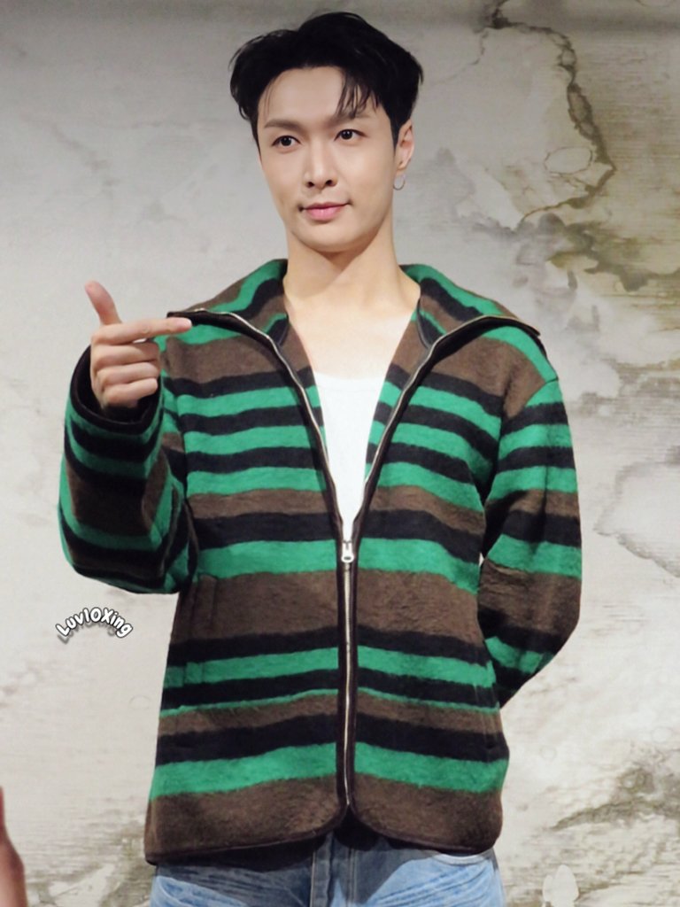 Luv10Xing's tweet photo. 251027
Mini Fan Meeting in Tokyo

#Lay #zhangyixing #LayZhang #yixing #レイ #チャンイーシン #张艺兴 #張藝興 
@layzhang https://t.co/fGpjGKMaSW