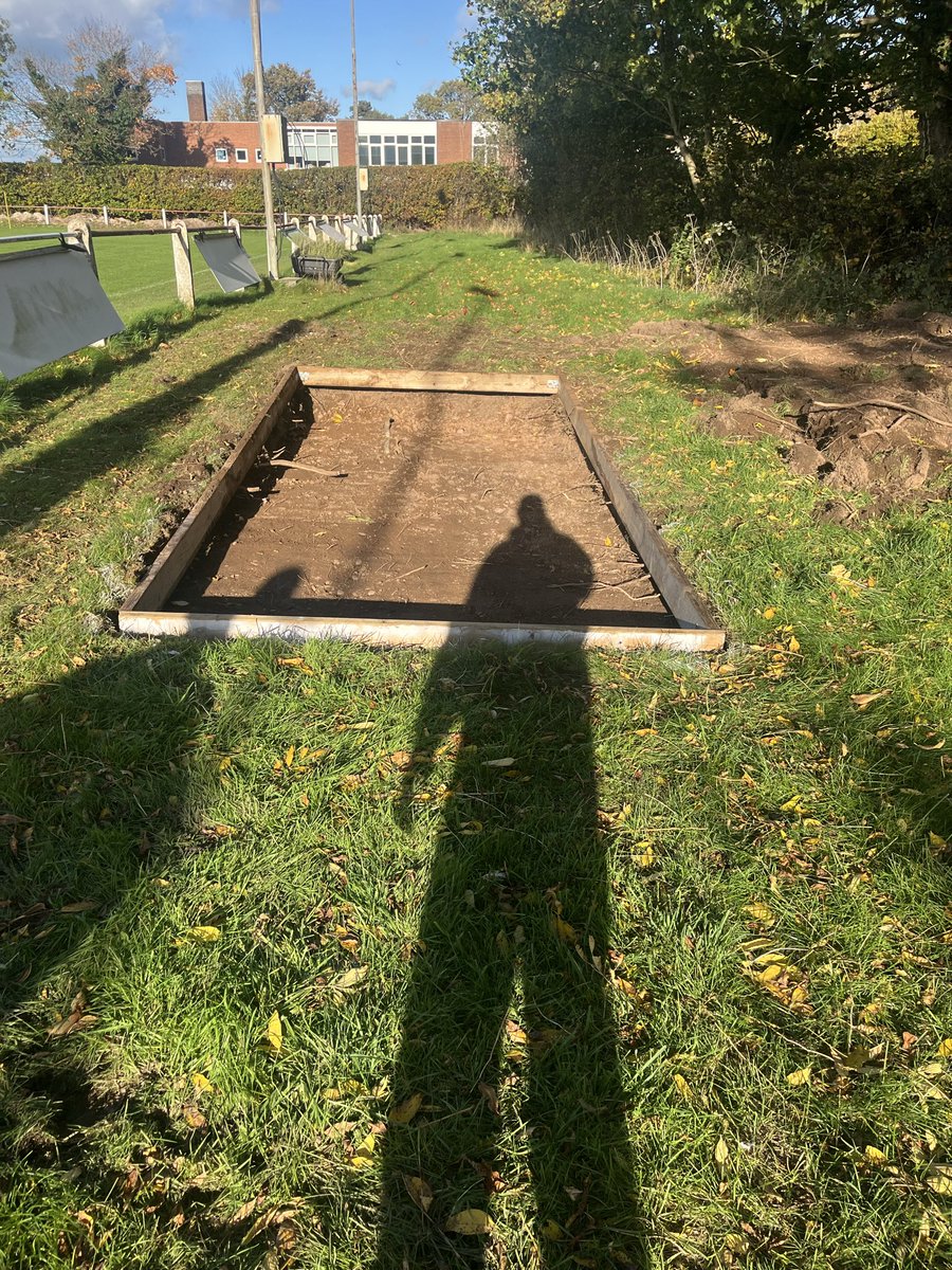 breretonsocialf's tweet image. Few more improvements underway at The Red Lion Ground as we start the process of installing a concrete path around the pitch 🔴⚪️