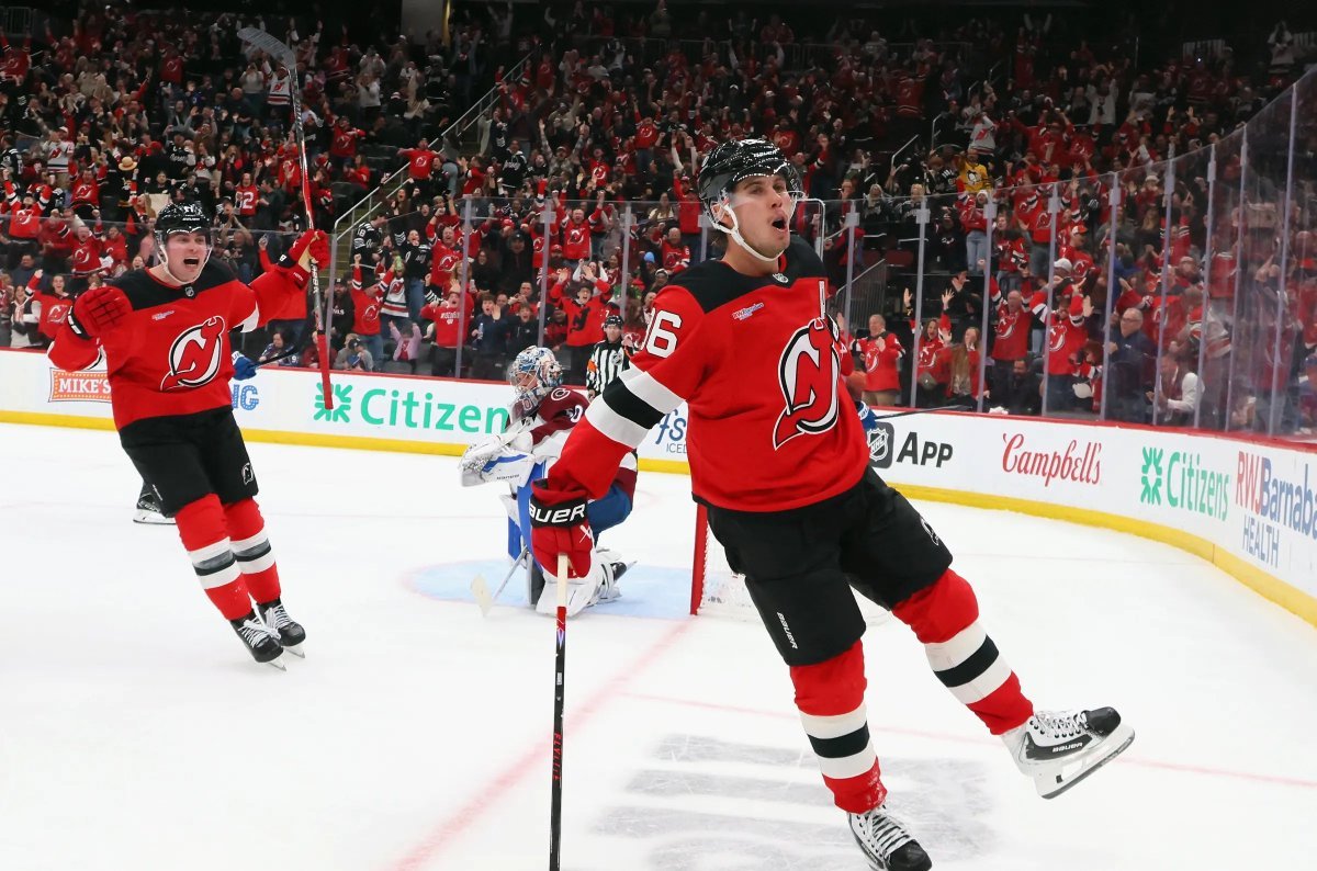 🚨 NEW for #DOTR 🚨

8 straight wins sounds pretty good to me. On the #NJDevils' 4-3 OT victory vs. the Colorado Avalanche...

Free post 🔓. Link 🔗: devilsontherush.substack.com/p/devils-ot-wi…